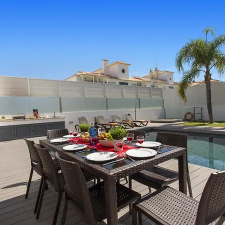 Luxury With Private Pool *